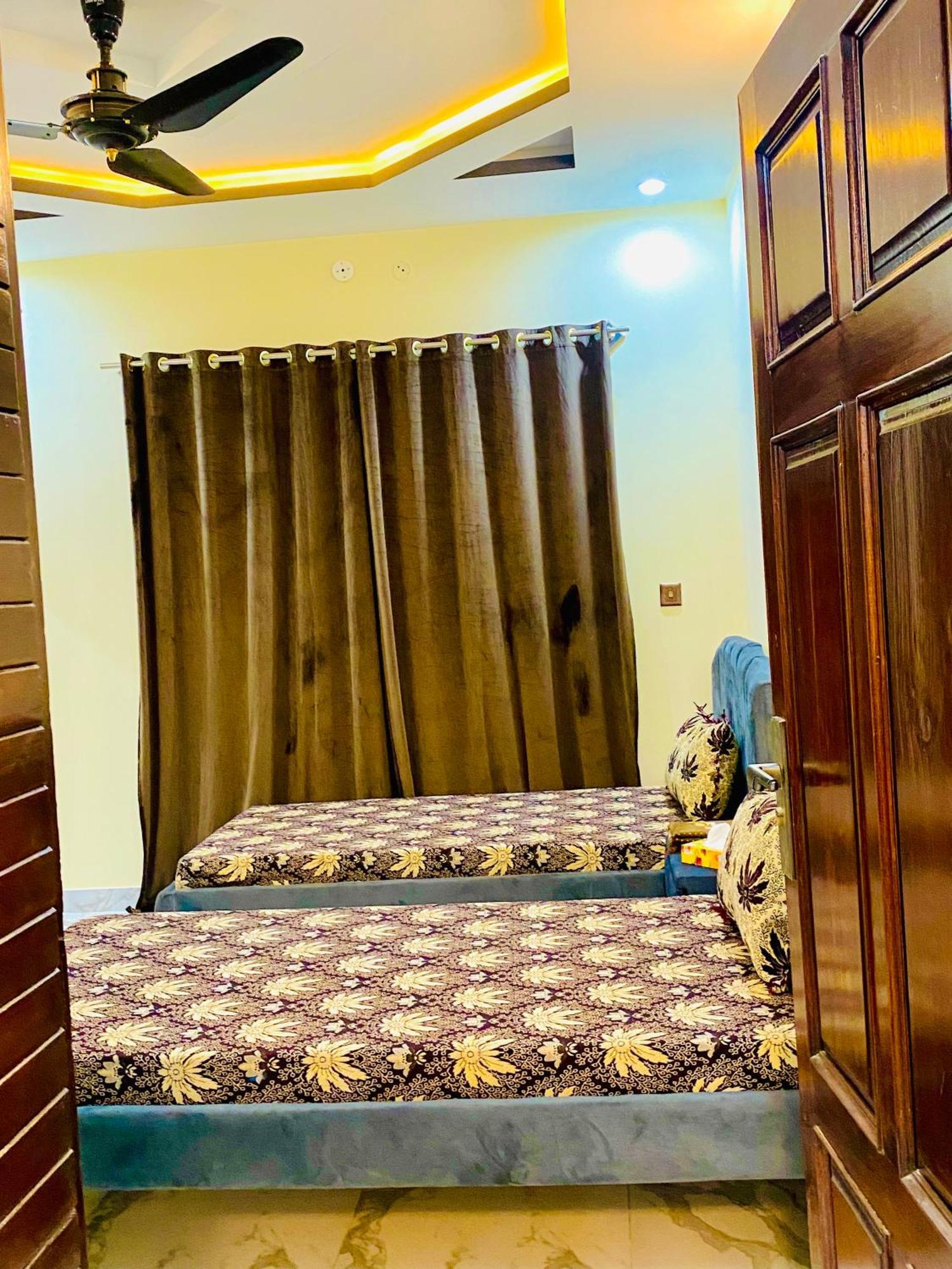 Moonlight Guest House 拉瓦尔品第 外观 照片